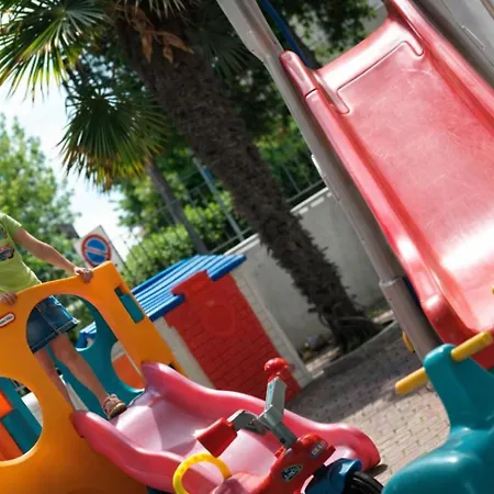 Eurogarden Lägenhetshotell 3*