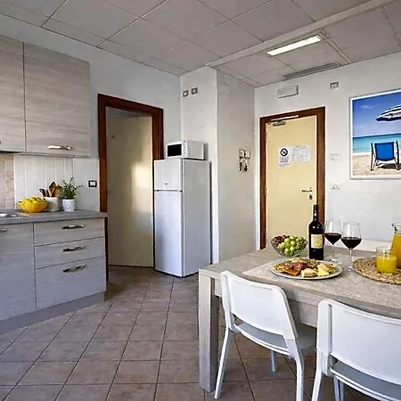 Eurogarden Hotel apartamentowy 3*