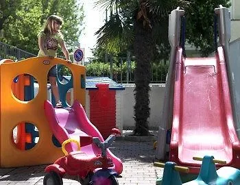 Eurogarden Ξενοδοχείο με διαμερίσματα Ρίμινι