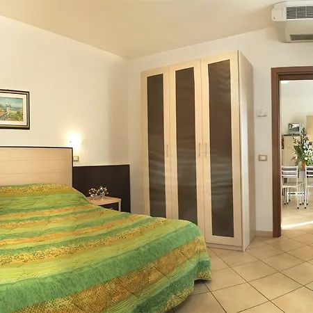 Eurogarden Lägenhetshotell Rimini