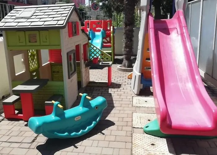 Eurogarden Apartahotel 3*