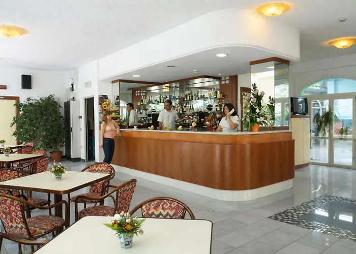 欧洲花园酒店 公寓式酒店 里米尼